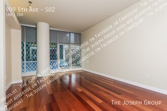 909 5th Ave in Seattle, WA - Building Photo - Building Photo