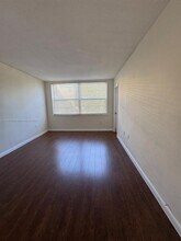 1201 NE 191st St in North Miami Beach, FL - Building Photo - Building Photo