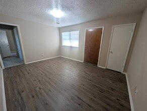 2517 SW 86th St in Oklahoma City, OK - Building Photo - Building Photo