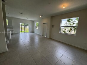 18442 SW 2nd St in Pembroke Pines, FL - Building Photo - Building Photo