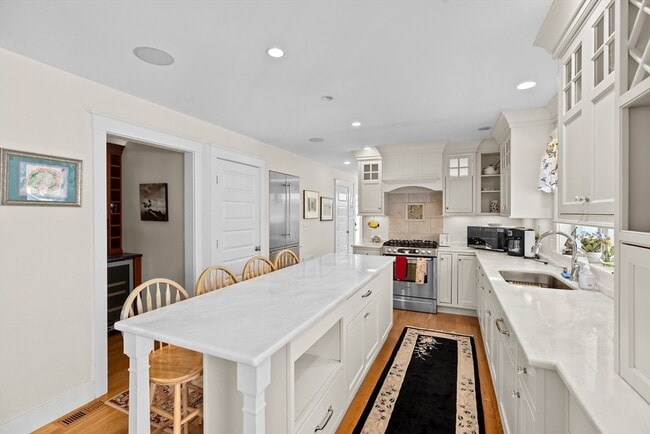 33 Oceanside Dr in Scituate, MA - Building Photo - Building Photo