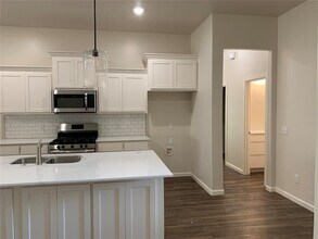 3305 Enclave Pl in Norman, OK - Building Photo - Building Photo