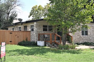 7617 Watson St in Austin, TX - Building Photo