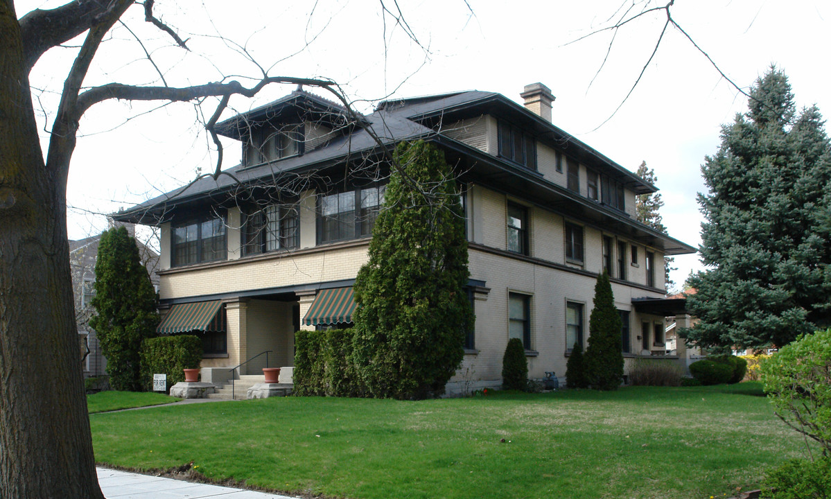 2404 W 2nd Ave in Spokane, WA - Foto de edificio