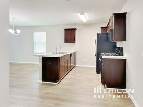 9725 Marbach Brk in San Antonio, TX - Building Photo - Building Photo