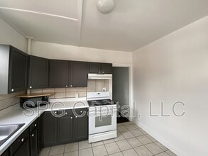 252 W Jackson St in York, PA - Building Photo - Building Photo