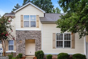 688 Windcroft Cir NW in Acworth, GA - Building Photo