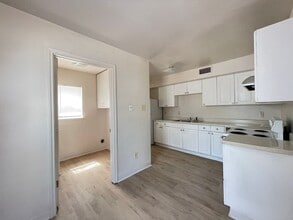403 E French Ave in Temple, TX - Building Photo - Building Photo