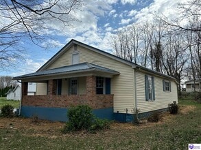 3067 Greensburg Rd in Buffalo, KY - Building Photo - Building Photo
