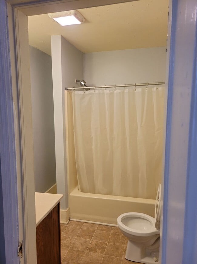 27 Pine St in Petersburg, VA - Building Photo - Building Photo