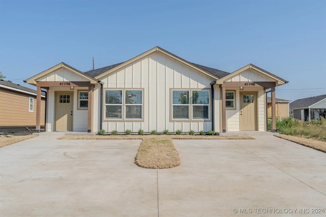 4119 W 57th St-Unit -Apt. A in Tulsa, OK - Building Photo
