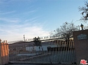 4900 Fort Tejon Rd in Palmdale, CA - Building Photo - Building Photo