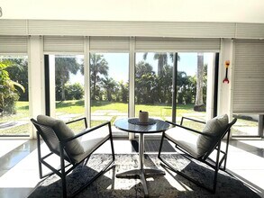 1705 Presidential Way in West Palm Beach, FL - Building Photo - Building Photo