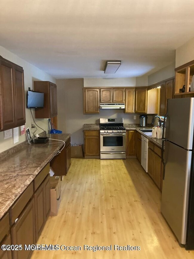 2 Lloyd Pl in Ocean Township, NJ - Building Photo - Building Photo