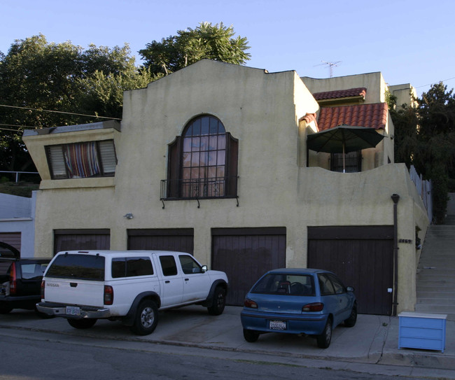 1463/1469 1/2 Scott Avenue , in Los Angeles, CA - Foto de edificio - Building Photo