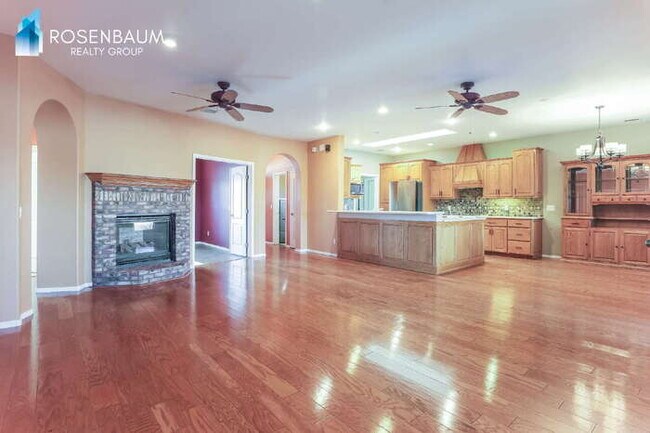 15310 S Kline Pl in Arizona City, AZ - Foto de edificio - Building Photo