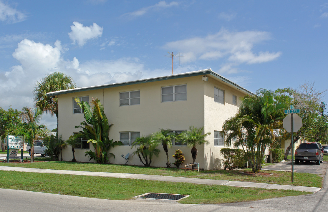 Sun Haven Apartments in Deerfield Beach, FL - Building Photo