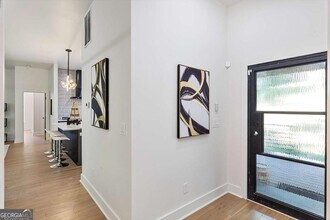 977 Fleetwood Cir SW in Atlanta, GA - Building Photo - Building Photo