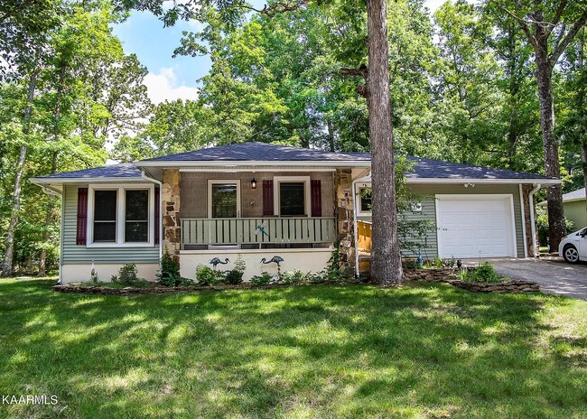 property at 213 Lakeview Dr