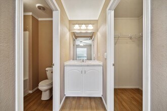 10126 Summerberry Ln in Tomball, TX - Building Photo - Building Photo