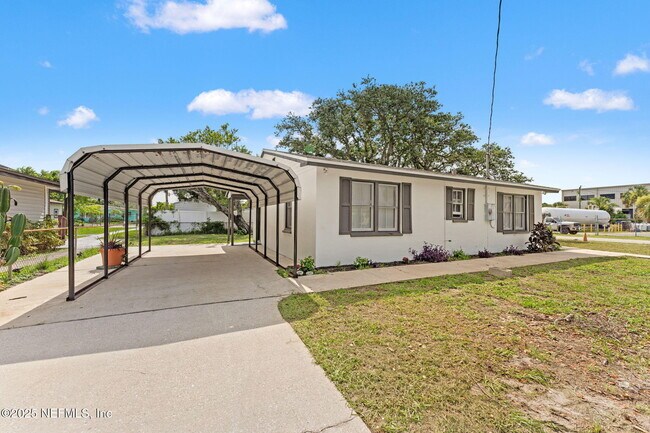 1002 1st Ave S in Jacksonville Beach, FL - Building Photo - Building Photo