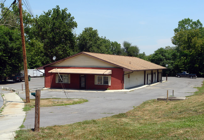 163 N Conococheague St in Williamsport, MD - Foto de edificio - Building Photo