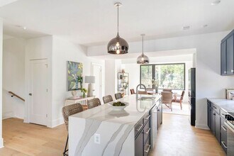 987-987 5th St SW in Charlottesville, VA - Building Photo - Building Photo