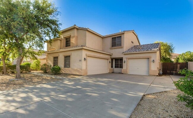 property at 2026 E County Down Dr