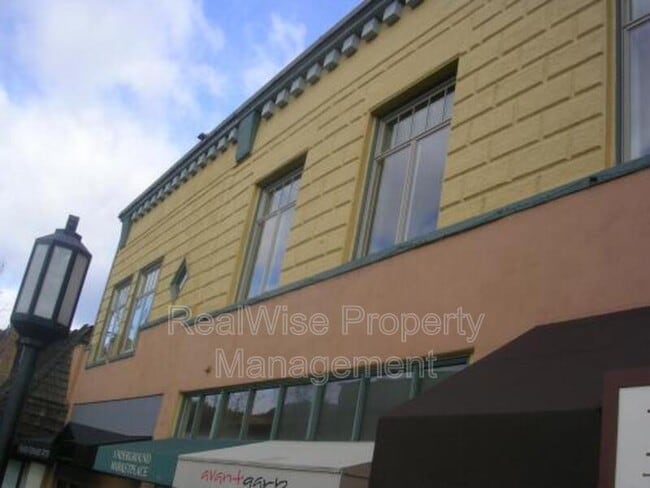 property at 395 E Main St