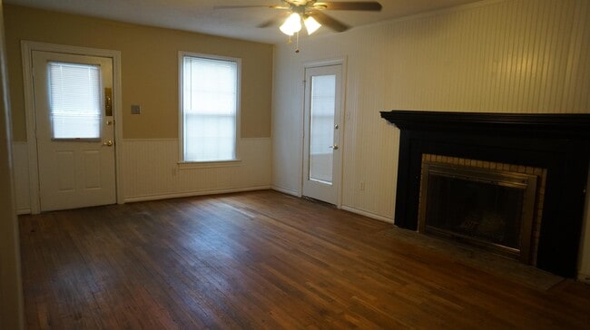 1016 Puryear Dr in College Station, TX - Building Photo - Building Photo