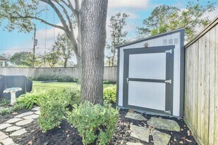 5421 Judalon Ln in Houston, TX - Building Photo