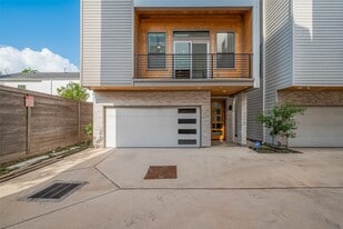 1305 E 27th St in Houston, TX - Building Photo