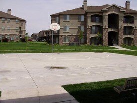 Silver Pines Apartments in Vernal, UT - Building Photo