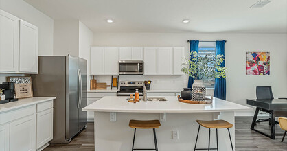 Reunion Crossing Townhomes in Kissimmee, FL - Foto de edificio - Building Photo