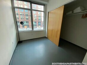 160 E Berkeley St, Unit 309 in Boston, MA - Foto de edificio - Building Photo