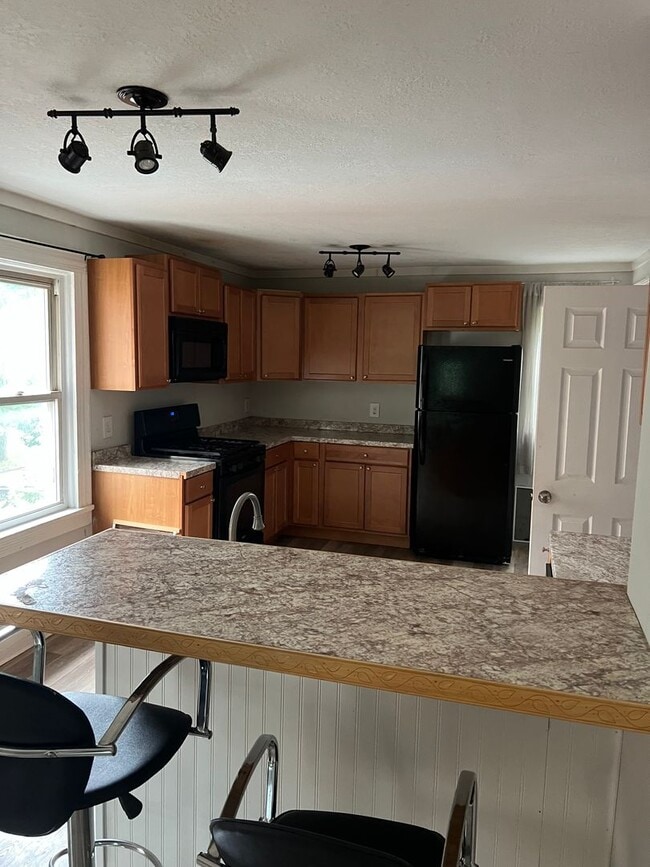property at 1058-1060-1060 S Clinton Ave