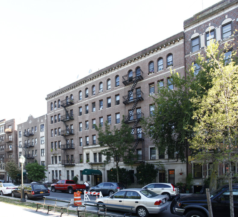 The Martha Washington in Brooklyn, NY - Building Photo