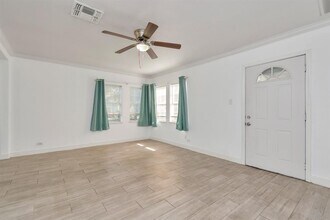5416 Pease St-Unit -A in Houston, TX - Building Photo - Building Photo