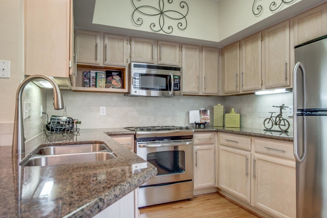 Park on Memorial in Houston, TX - Foto de edificio