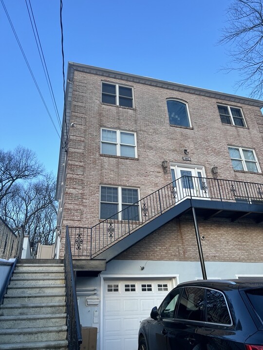 601 Bellevue Ave N in Yonkers, NY - Building Photo