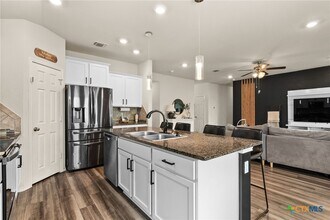 310 Saddleback Trl in Killeen, TX - Building Photo - Building Photo