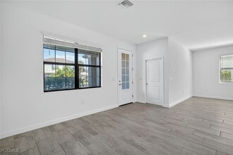 11484 Canopy Loop in Ft. Myers, FL - Building Photo - Building Photo