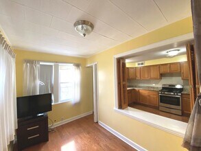 2830 W Summerdale Ave in Chicago, IL - Building Photo - Building Photo