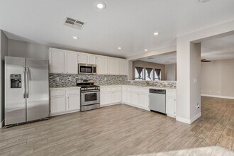 3233 Brayton Mist in North Las Vegas, NV - Building Photo - Building Photo
