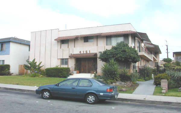 4151 Somerset Dr in Los Angeles, CA - Building Photo