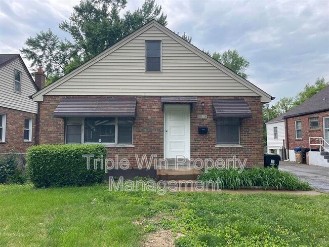 property at 6918 Etzel Ave