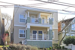 108 12th Ave E in Seattle, WA - Building Photo