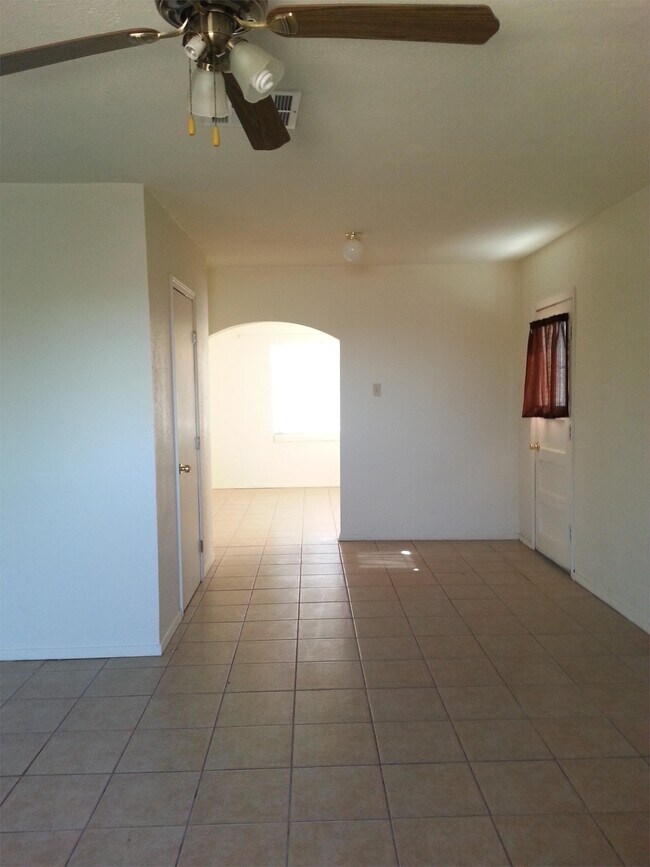 1435 Smith in Las Cruces, NM - Building Photo - Building Photo