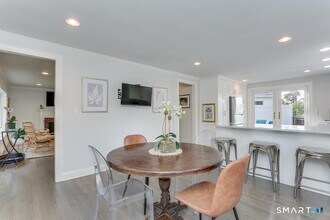 100 Gould Ave in Fairfield, CT - Building Photo - Building Photo