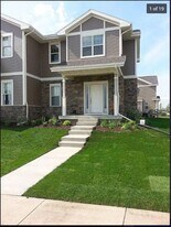 2780 Blue Aster Blvd in Sun Prairie, WI - Building Photo